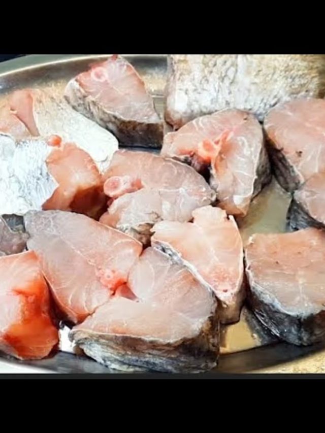 মাছের কাঁটা চিবোলে এসব হবেই, খাওয়ার সময় মাথায় রাখুন