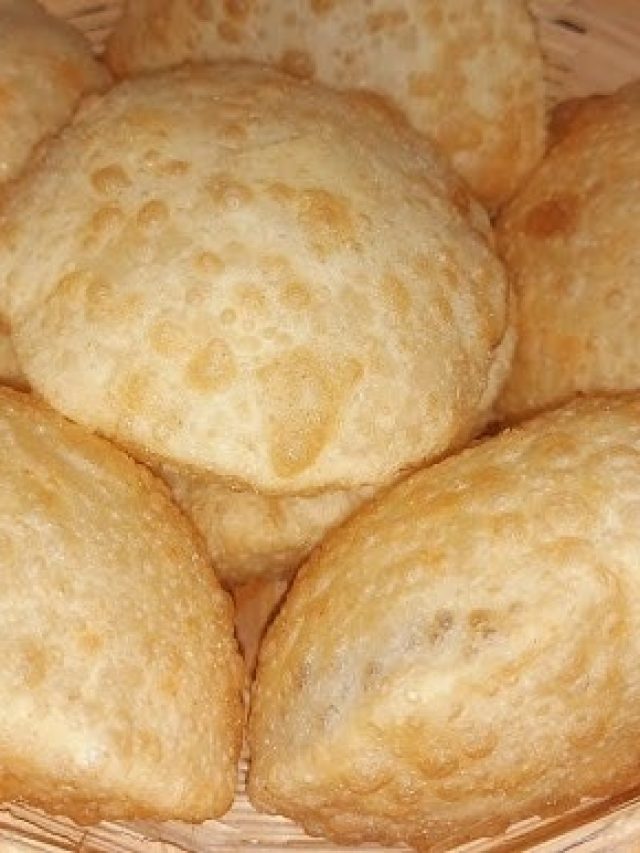 ঘরেই বানান দোকানের মতো মুচমুচে রাধাবল্লভী, রেসিপি