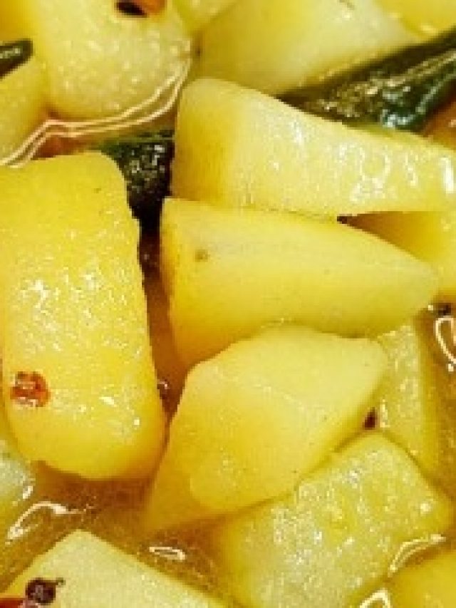 সাদা আলুর তরকারি হবে কচুরির দোকানের মতো, সেরা রেসিপি  এটাই