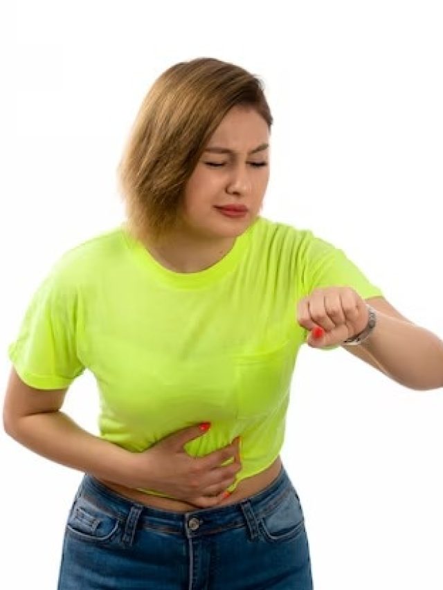 বাতকর্ম চেপে রাখছেন সারাদিন, শরীরে কি হচ্ছে আপনি জানেন?