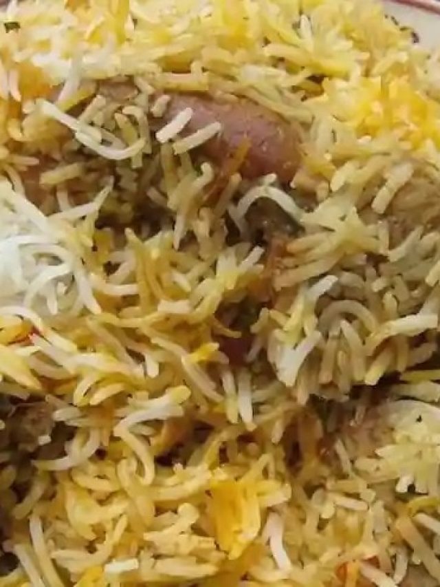 বিরিয়ানি কেন খাবেন? বাঙালির মাটন পোলাও কম নয়, রেসিপিও সহজ