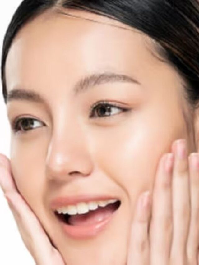 ৬০ বছরেও কোরিয়ান গ্লাস স্কিন পাবেন,  সিক্রেট ফর্মুলা রইল