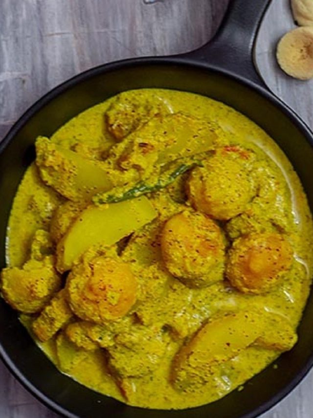 সর্ষে বাটা আর কাঁচালঙ্কা, ব্যস তৈরি ঘটি স্পেশাল বড়ির ঝাল