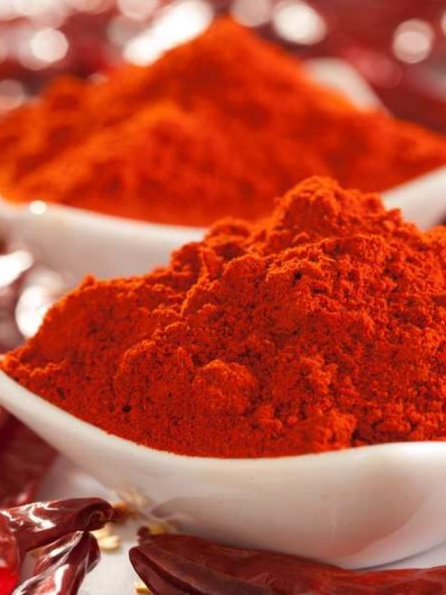 ভেজাল কিনে ঠকেছেন, বাড়িতেই তৈরি করুন লাল লঙ্কার গুঁড়ো