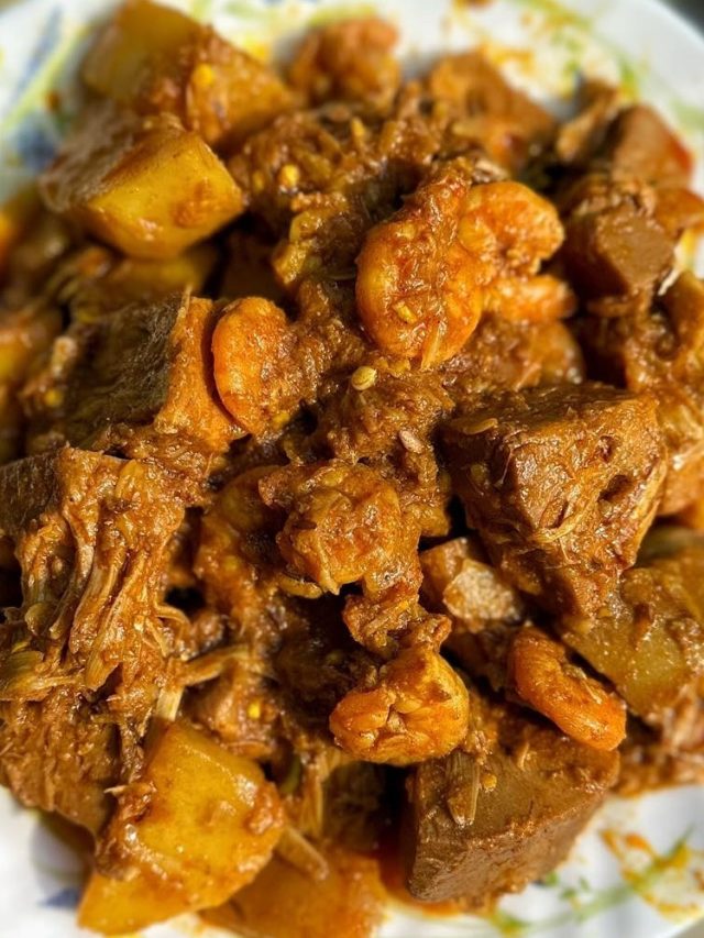 এভাবে বানান এঁচোড় চিংড়ি, স্বাদ হবে বিয়ে বাড়ির মতো