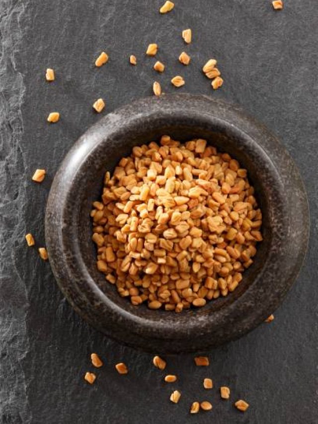 वजन घटाने के लिए रोज हेल्दी डाइट संग करें मेथी दाना का सेवन, मोटी कमर होने लगेगी पतली