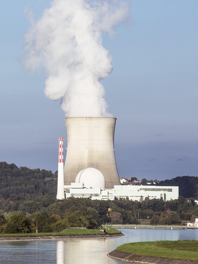 पाकिस्तान और भारत... किसके पास हैं कितने परमाणु बम?