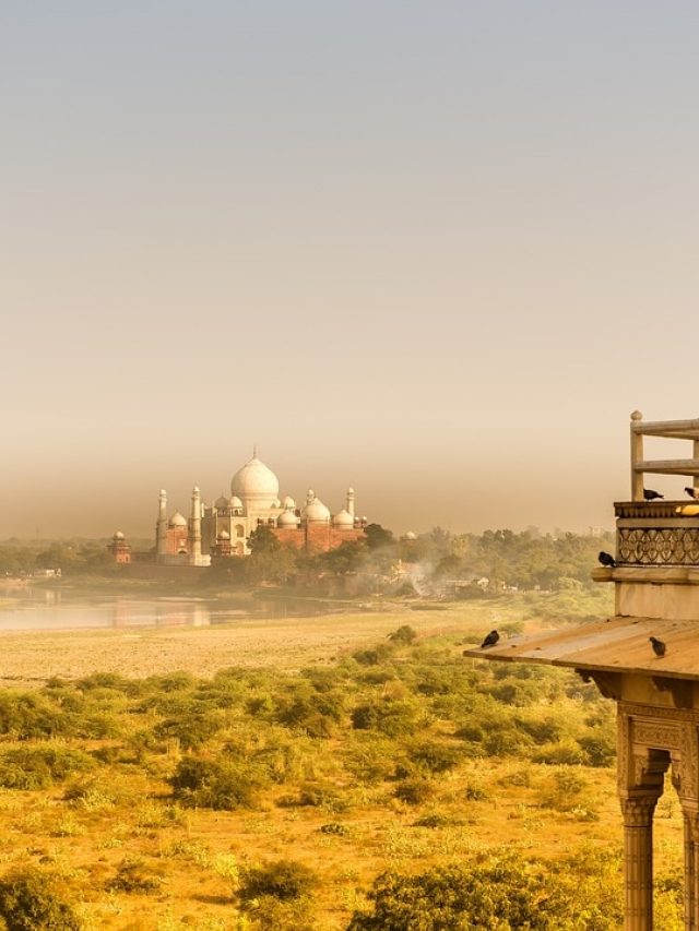 जिस जमीन पर बना है ताजमहल, वहां पहले क्या था? किसकी थी जमीन?