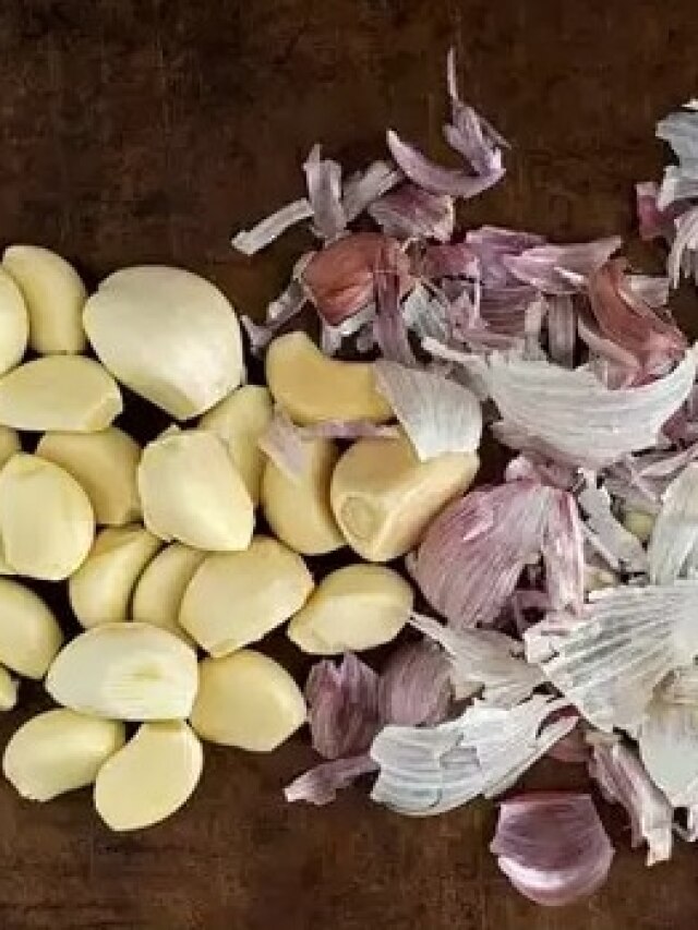 চট জলদি ছাড়ান ছোট রসুনের খোসা, গৃহিনীদের জন্য ৪ টিপস