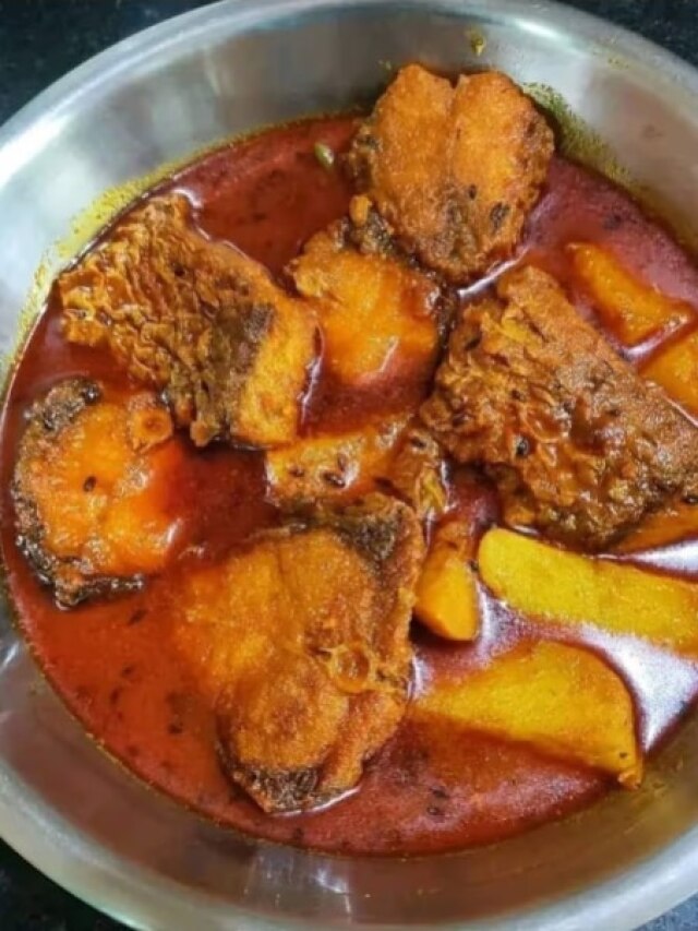 কালোজিরে-আলু দিয়ে পাতলা মাছের ঝোল, মধ্যবিত্তের রেসিপি