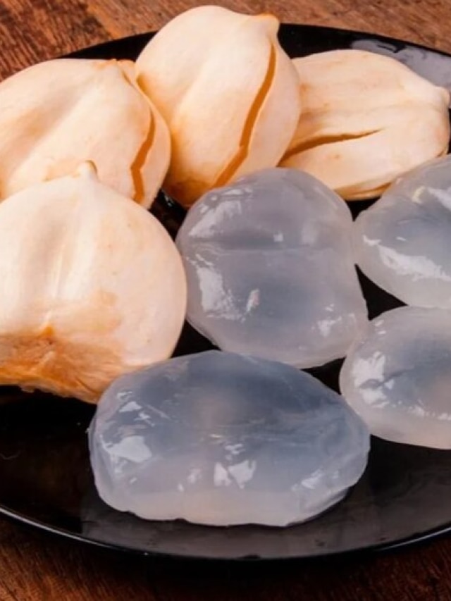 তালশাঁসের ইংরাজি কী? খেতে খেতে ভেবে বলুন তো?