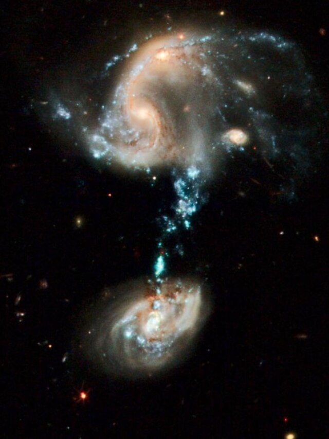 ‘Galactic heartbeat detected’: Hubble captures ancient clusters colliding in real time