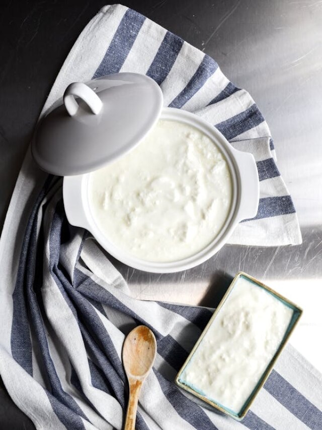 बालों की हर समस्या ठीक कर सकता है दही, बस ऐसे करना होगा उपयोग