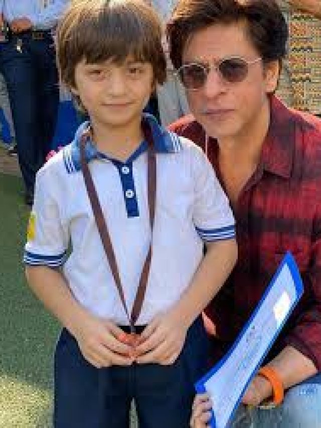 শাহরুখ খানের ছোট ছেলে আব্রামের পেছনে মাসে কত খরচ জানেন?