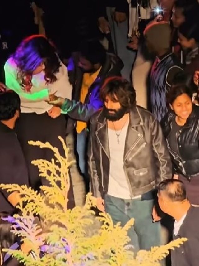 भीड़ ने एक्ट्रेस को बुरी तरह घसीटा, सहमीं श्रीलीला, बेखबर कार्तिक चलते रहे आगे, भड़के यूजर्स