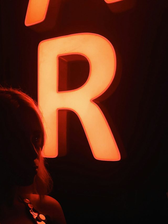 'R' দিয়ে নাম শুরু? গুণের তালিকা দীর্ঘ; দোষ কী কী?