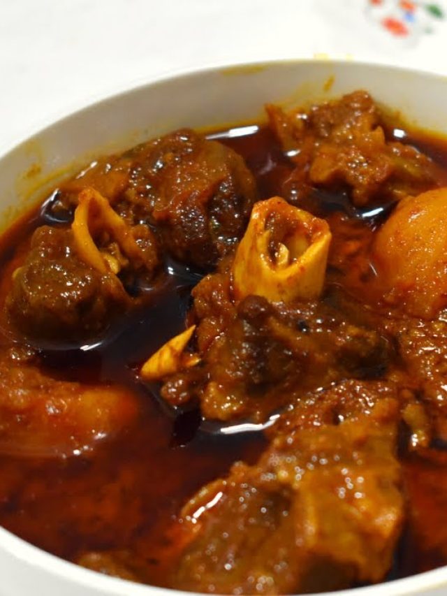 বিয়েবাড়ির লাল লাল খাসির মাংস, এভাবে রাঁধলে স্বাদ ভুলবেন না বহুদিন