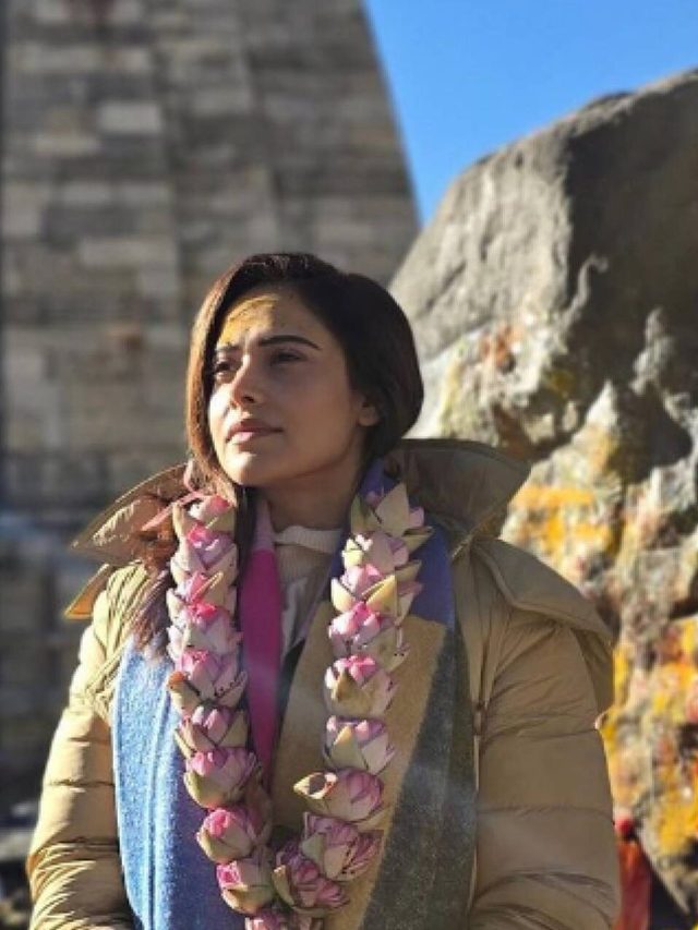 'मैंने 16 शुक्रवार व्रत रखे हैं', मुस्लिम होकर संतोषी मां के व्रत रखने पर क्या बोलीं नुसरत?