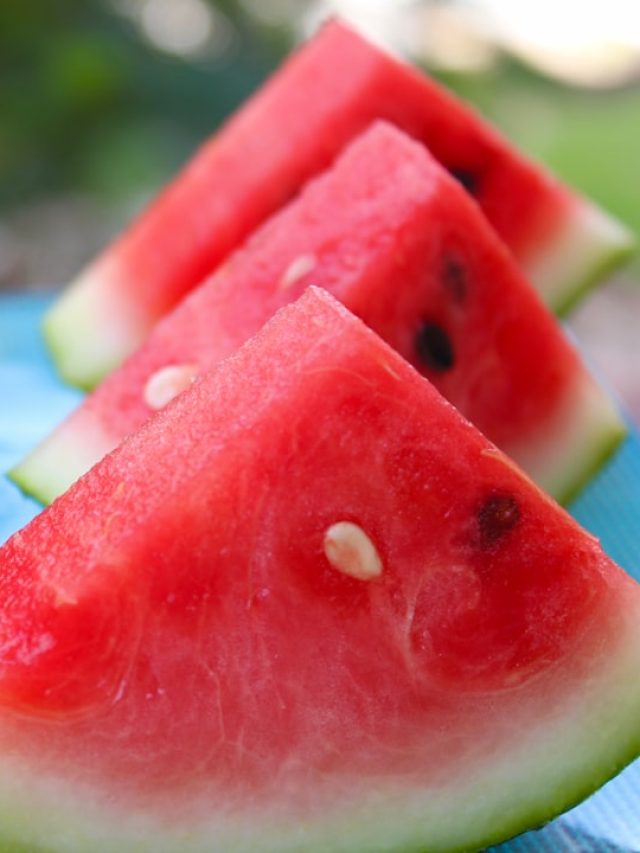 প্রতিদিন ৩ পিস তরমুজ, খেলে শরীরে কি হবে জানেন?