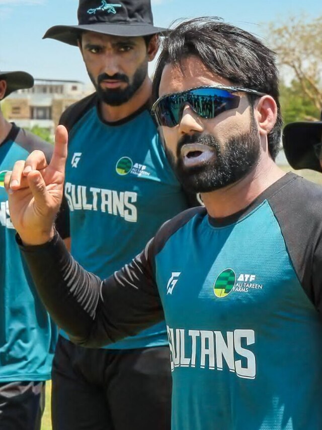 'फर्क नहीं पड़ता', PAK क्रिकेटर रिजवान इंग्ल‍िश ना बोल पाने पर बोले- प्रोफेसर ना बन जाऊं...