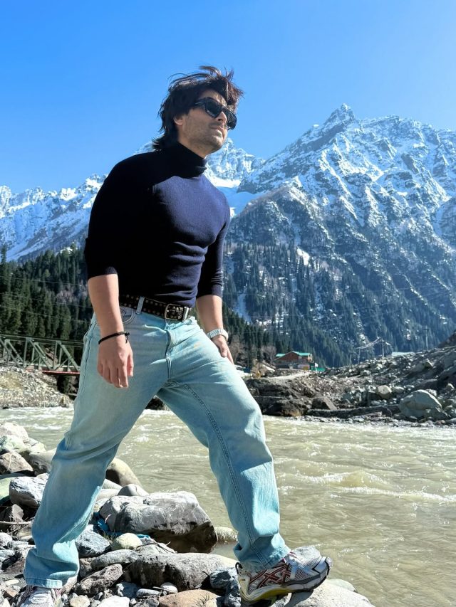 आतंकी हमले में मारे गए लोगों को भूले एक्टर शोएब इब्राहिम, प्रमोट किया Vlog, लोग बोले- शर्म करो