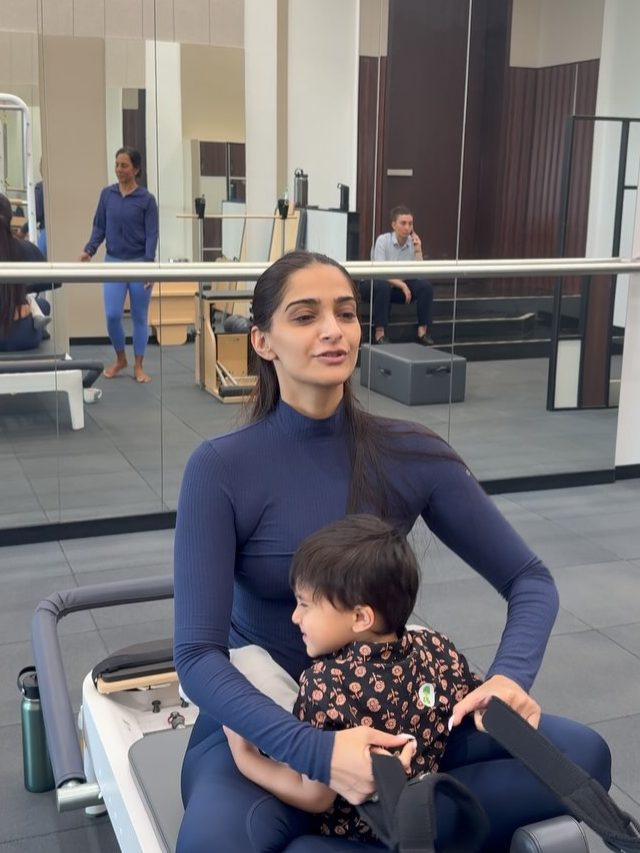 बेटे वायु को गोद में लेकर सोनम ने किया वर्कआउट, यूजर्स बोले- जल्दी बड़ा हो गया