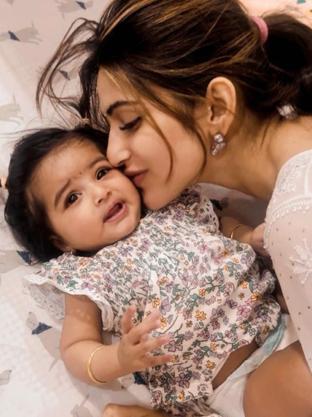 23 साल की एक्ट्रेस के घर आई नन्ही परी, बच्ची की दिखाई झलक, बोली- दिल पर हमला...