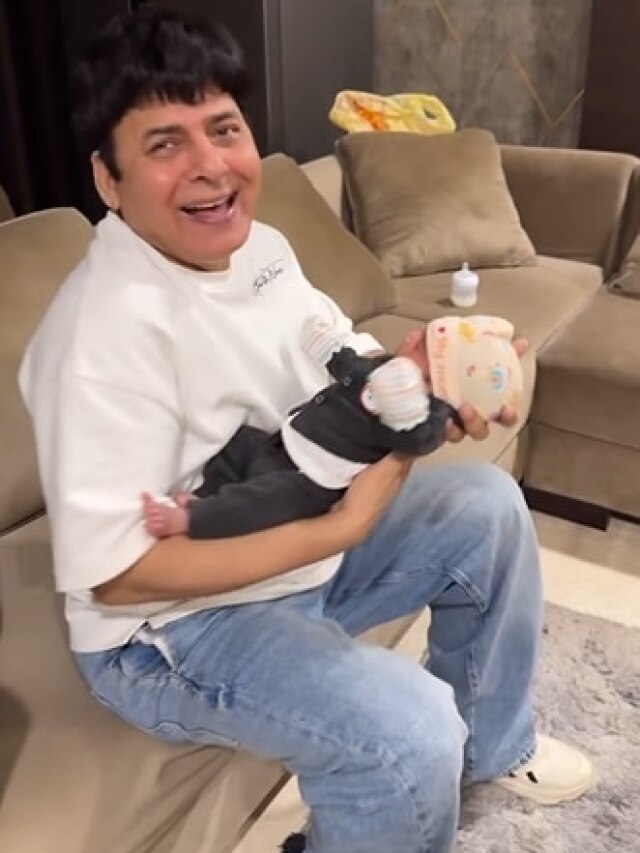 दादा बने सुदेश ने दिखाया पोते का चेहरा, गोद में लेकर हुए इमोशनल, बोले- तरस रहा था...