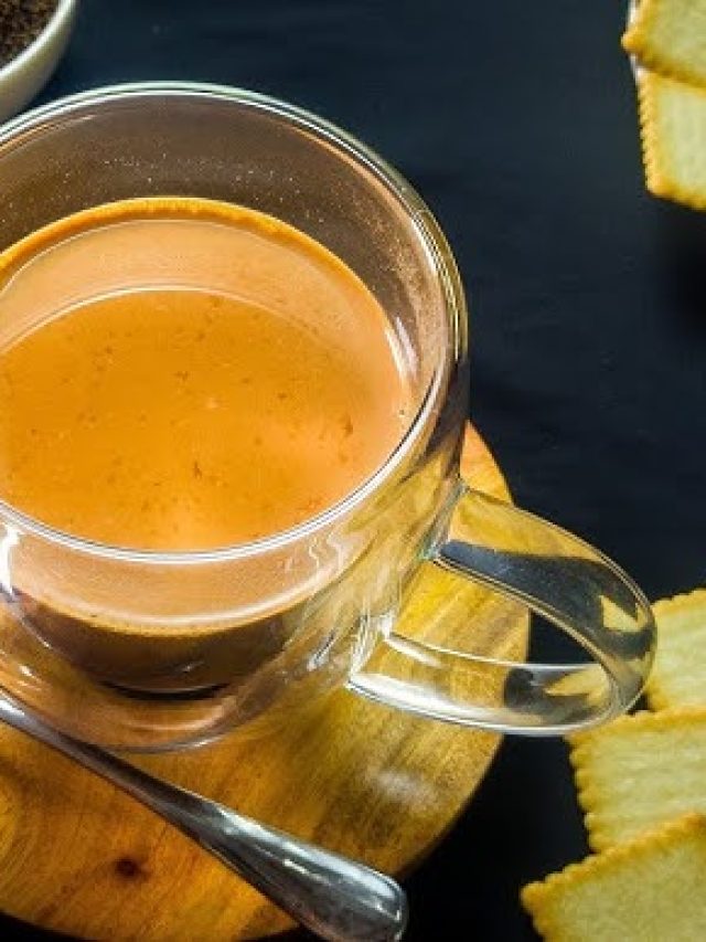 কীভাবে আদা যোগ করলে চায়ের স্বাদ বেশি ভাল হবে, চা-বিক্রেটার টিপস