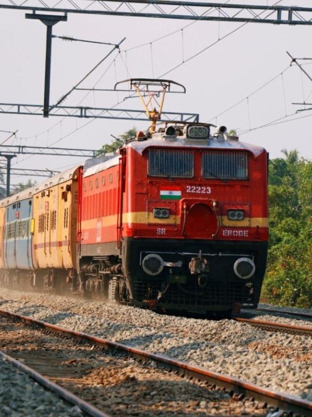 চলন্ত ট্রেনে অসুস্থতার কারণে যাত্রীর মৃত্যু হলে কি ক্ষতিপূরণ দেয় রেল?