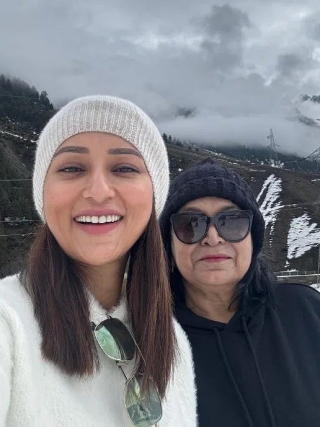 পহেলগাঁওয়ে জঙ্গি হামলা, কাশ্মীরের স্মৃতিতে ডুব টলি তারকদের