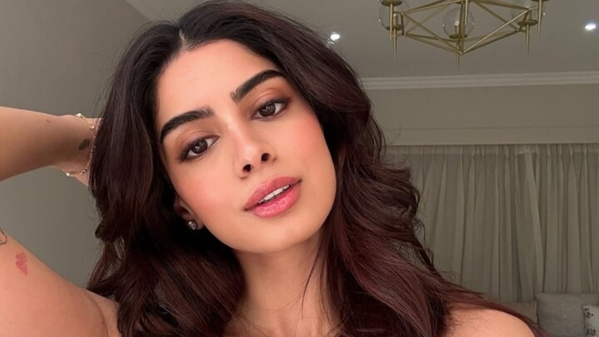 बॉयफ्रेंड के फोन में देखो लवयापा... खुशी कपूर का चैलेंज, ट्रोल्स को दिया जवाब