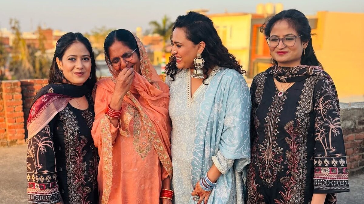 ससुराल में स्वरा ने पति-बेटी संग मनाई ईद, पोज करते हुए शरमाई सास, फैंस बोले- नजर उतारो