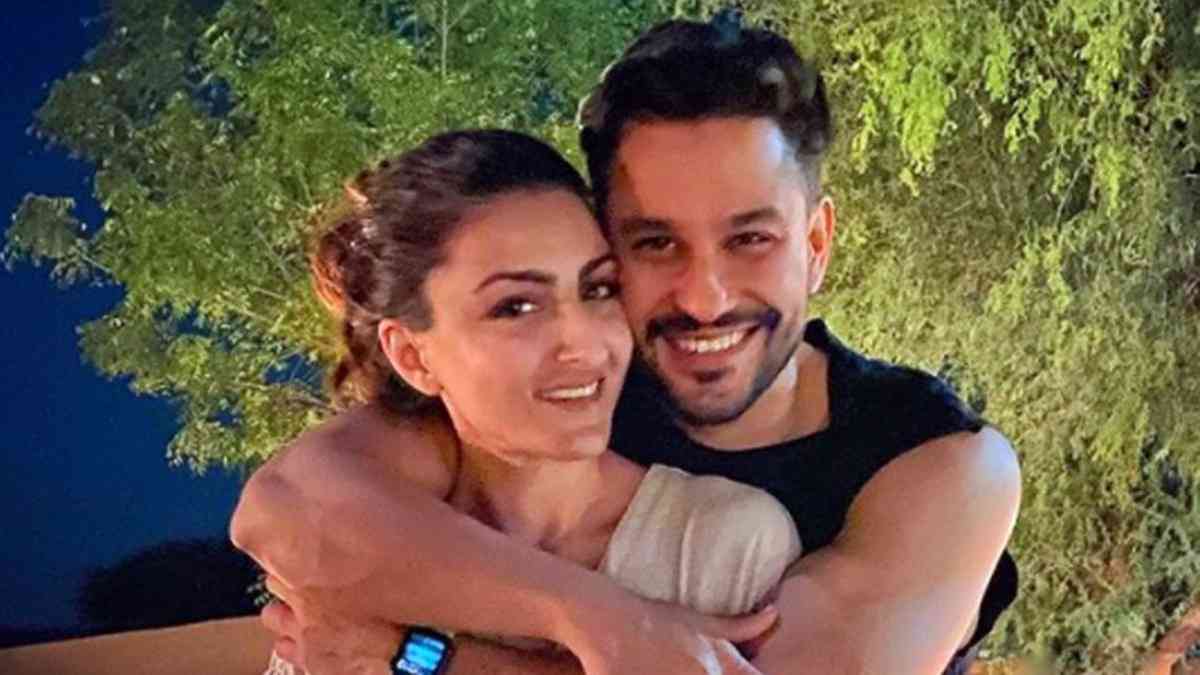पति कुणाल के बर्थडे पर सोहा ने मालदीव में क्यों पहने किसी और के कपड़े? देखें फोटो