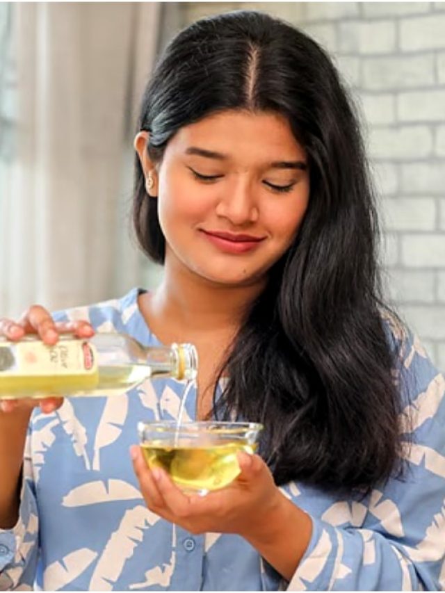 মাথার চুল পড়ে যাচ্ছে? ব্যবহার করুন এই তেল, দেখুন জাদু