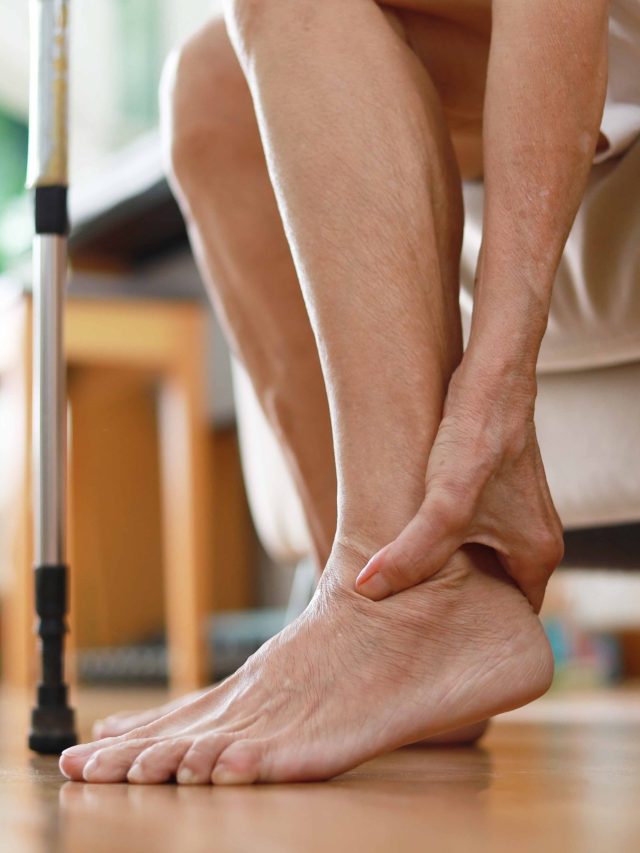 सिर्फ दूध ही नहीं, इन फ्रूट्स में भी भरपूर मात्रा में होता है कैल्शियम, डाइट में करें शामिल