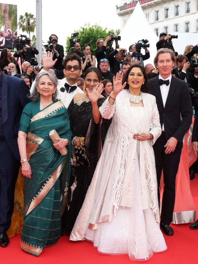 Cannes के रेड कारपेट पर साड़ी में छाईं शर्मिला टैगोर, सिमी ग्रेवाल का दिखा रॉयल अंदाज