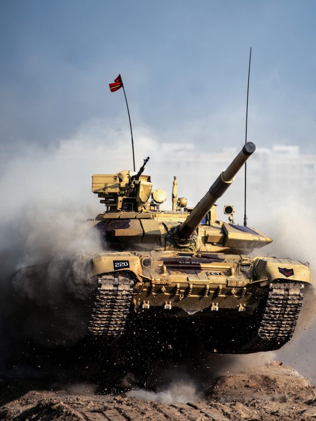 भारत के 4201 टैंक के मुकाबले पाकिस्तान के पास हैं बस इतने...