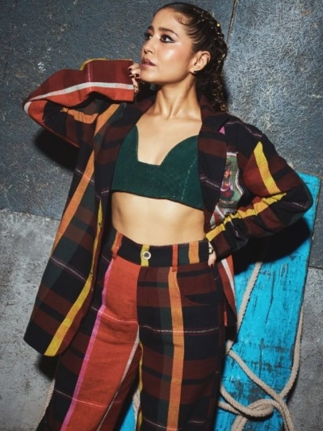 'मिर्जापुर' की 'गोलू' का फिटनेस सीक्रेट है ये एक चीज, 39 की उम्र में भी लगती हैं 25 की!