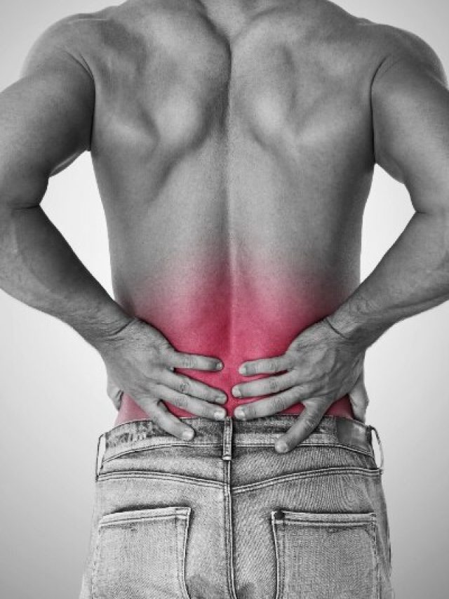 हर सुबह उठते ही होता है कमर दर्द? डॉक्टर के अनुसार सोने की ये 3 आदतें हो सकती हैं वजह