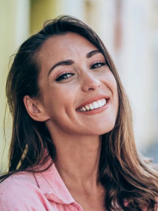 গালে টোল পড়া ছেলেমেয়েদের ভাগ্যে কী থাকে, কেমন কাটে জীবন