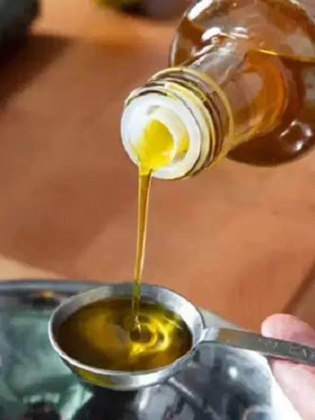 ভেজাল সর্ষের তেল খাচ্ছেন না তো? ধরে ফেলুন সহজেই