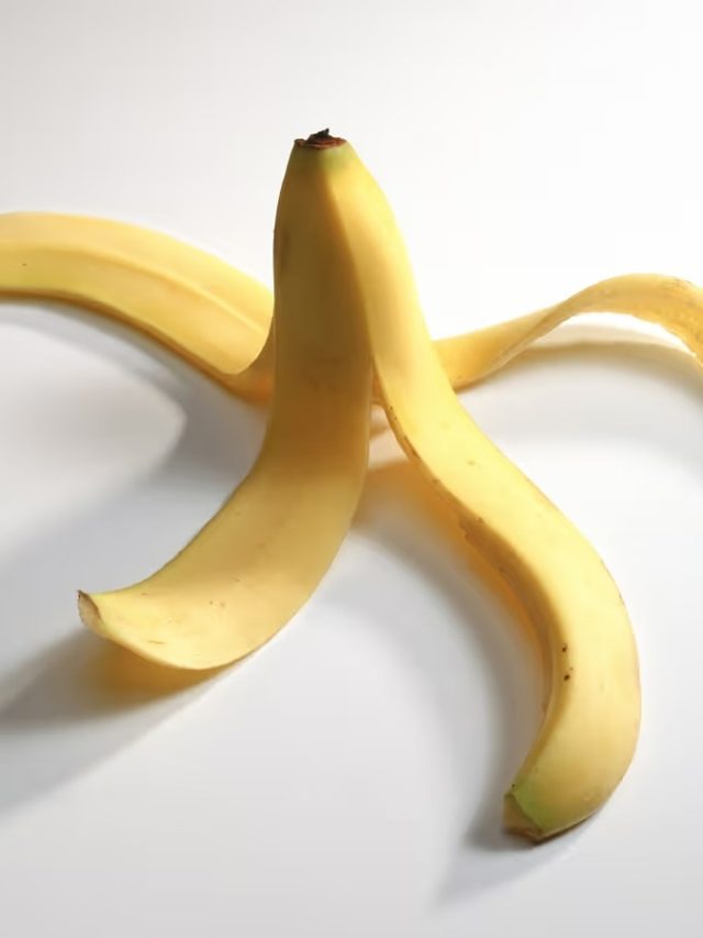 কলার খোসা লাগান, ব্যস, উপচে পড়বে যৌবন