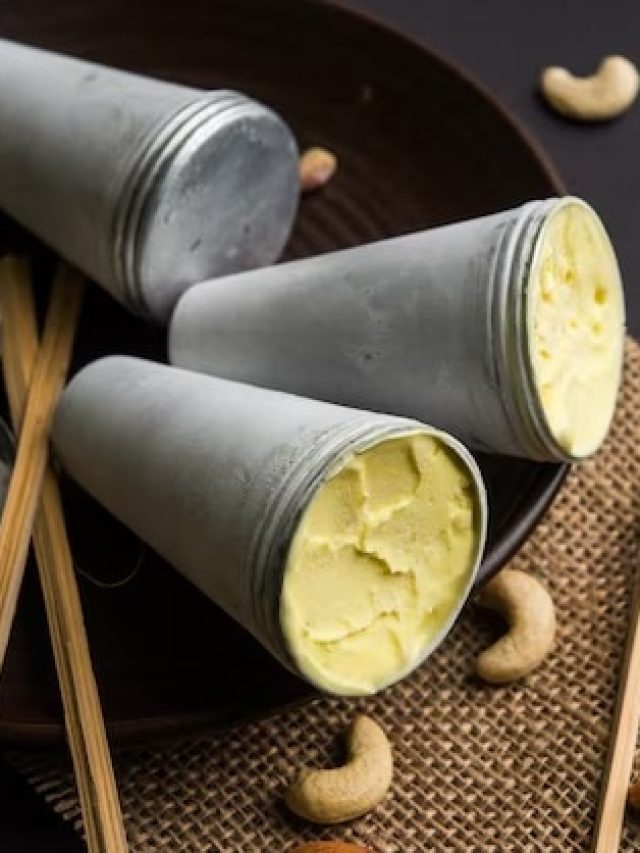 বাড়িতেই বানান ফেরিওয়ালার মতো মটকা কুলফি, জমে যাবে