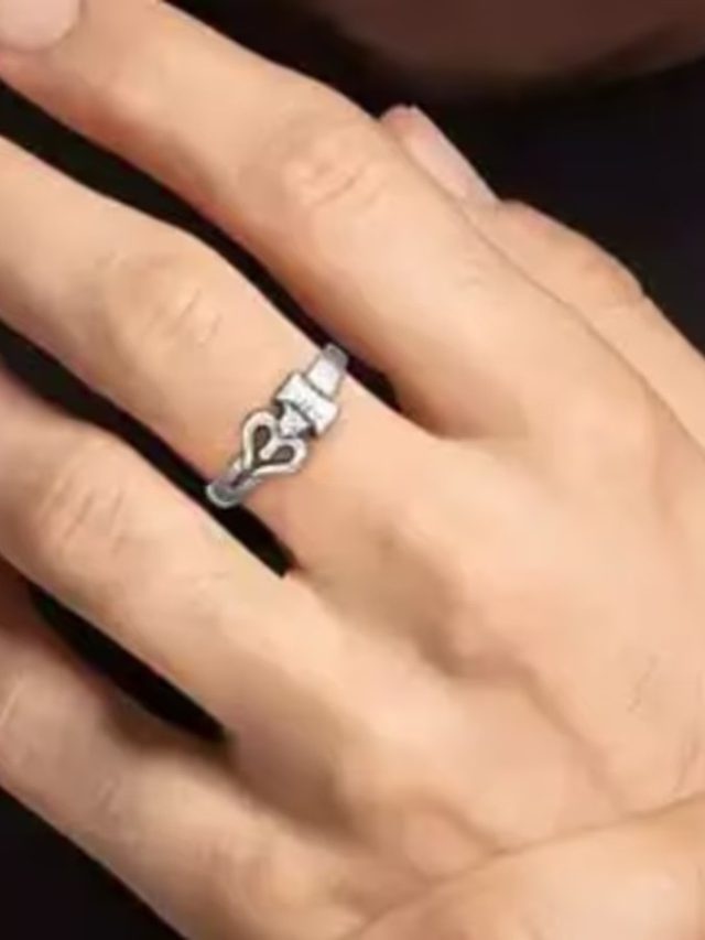 রুপোর আংটি পরলে বিশাল উপকার হয়, ভাবতে পারবেন না