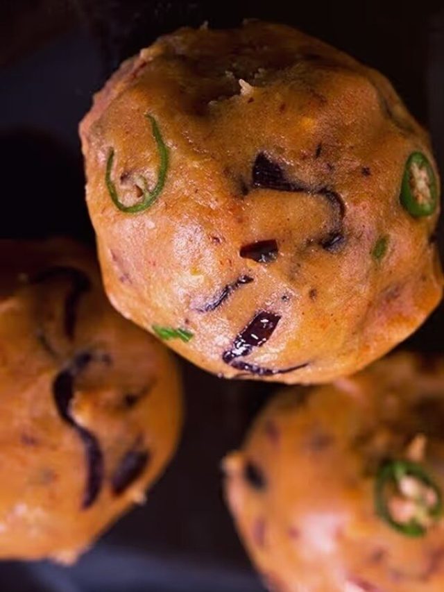 আলু ভর্তা এভাবে মাখলে হবে সবচেয়ে টেস্টি, রেসিপি