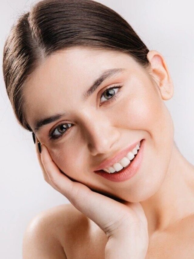 সকালে এই একটা কাজ করলেই ফিরবে মুখের জেল্লা