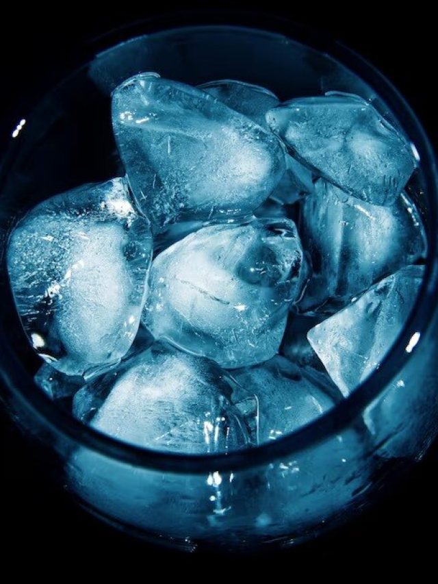গরম জলে বরফ জমান মাত্র ৫ মিনিটে , নিনজা টেকনিকে ফ্রিজ লাগে না