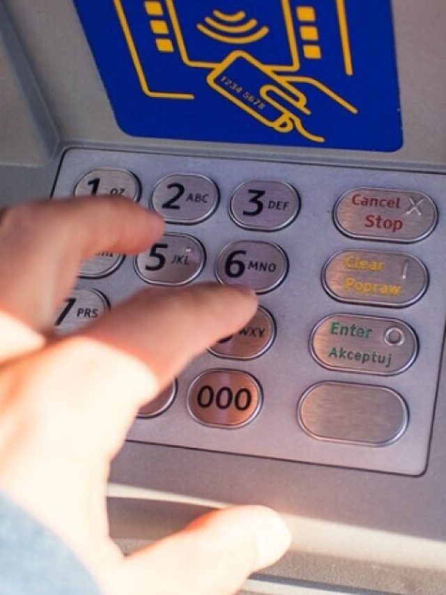এই টিপস মেনে এখনই বদলান ATM-এর পিন, না হলে অ্যাকাউন্ট খালি হবে