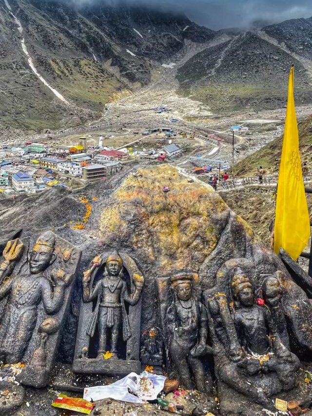 जब 6 महीने बंद रहते हैं केदारनाथ के कपाट तो कौन करता है मंदिर की रक्षा? जानें रहस्य
